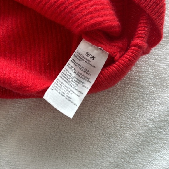 Saks Fifth Avenue Cashmere Funnel Neck Sweater, Sz M - Picture 7 of 7